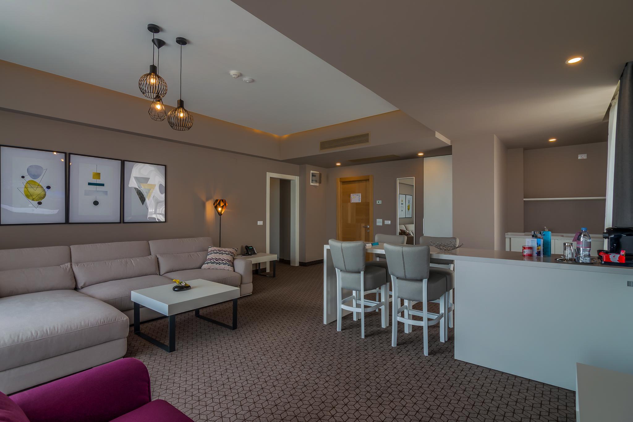 Nyota Hotel & Conference Center Mamaia Ngoại thất bức ảnh