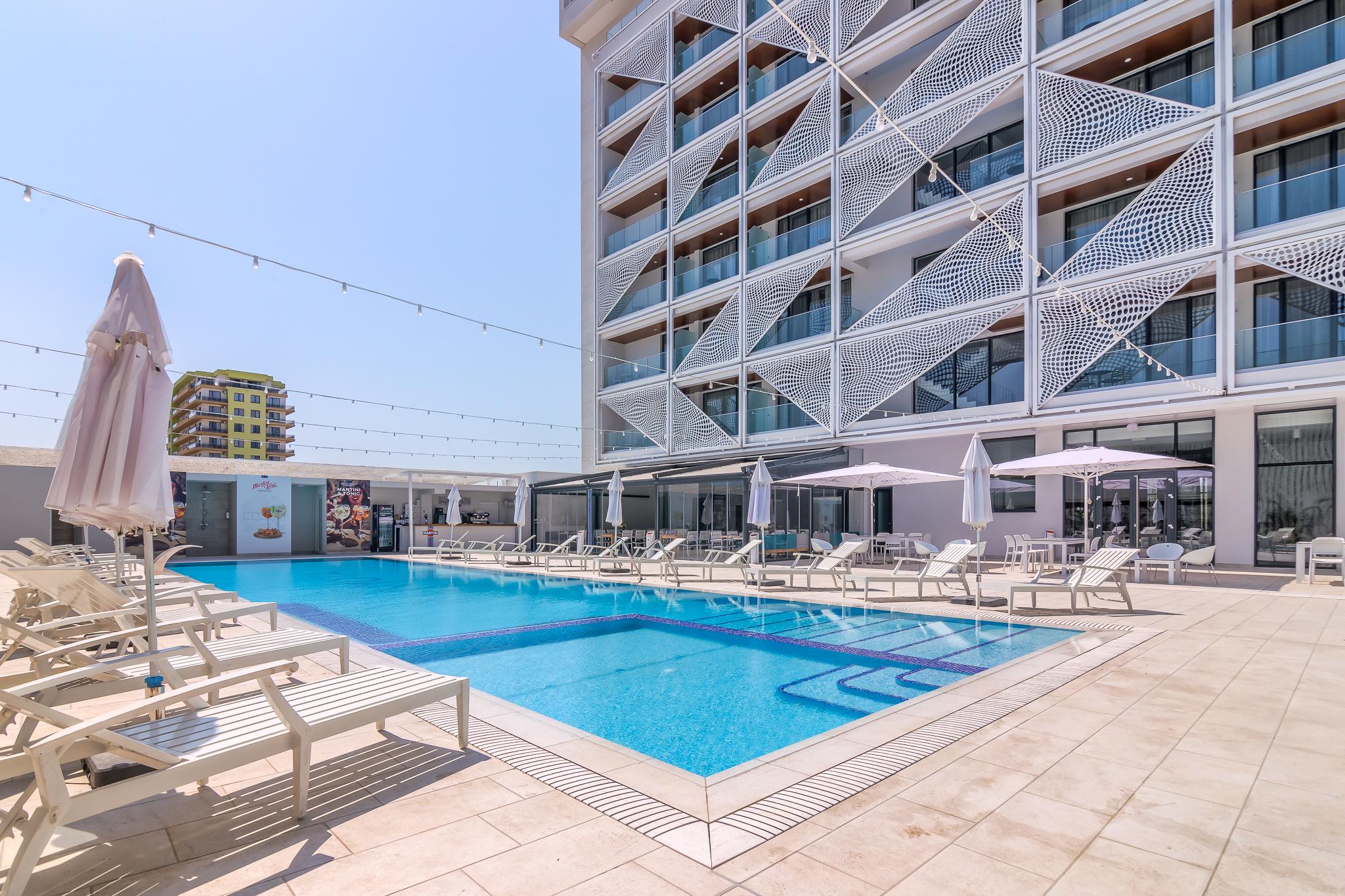 Nyota Hotel & Conference Center Mamaia Ngoại thất bức ảnh