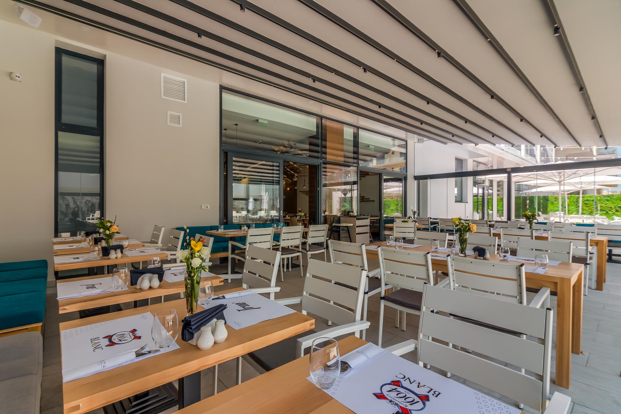 Nyota Hotel & Conference Center Mamaia Ngoại thất bức ảnh