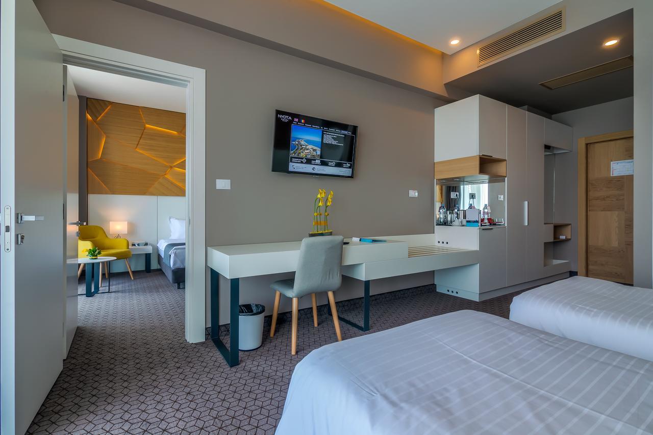 Nyota Hotel & Conference Center Mamaia Ngoại thất bức ảnh