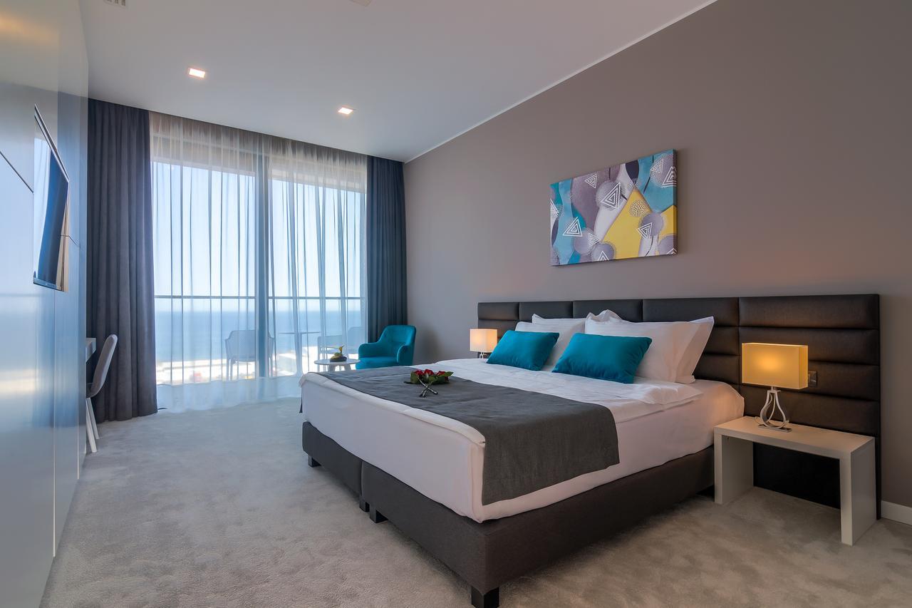 Nyota Hotel & Conference Center Mamaia Ngoại thất bức ảnh