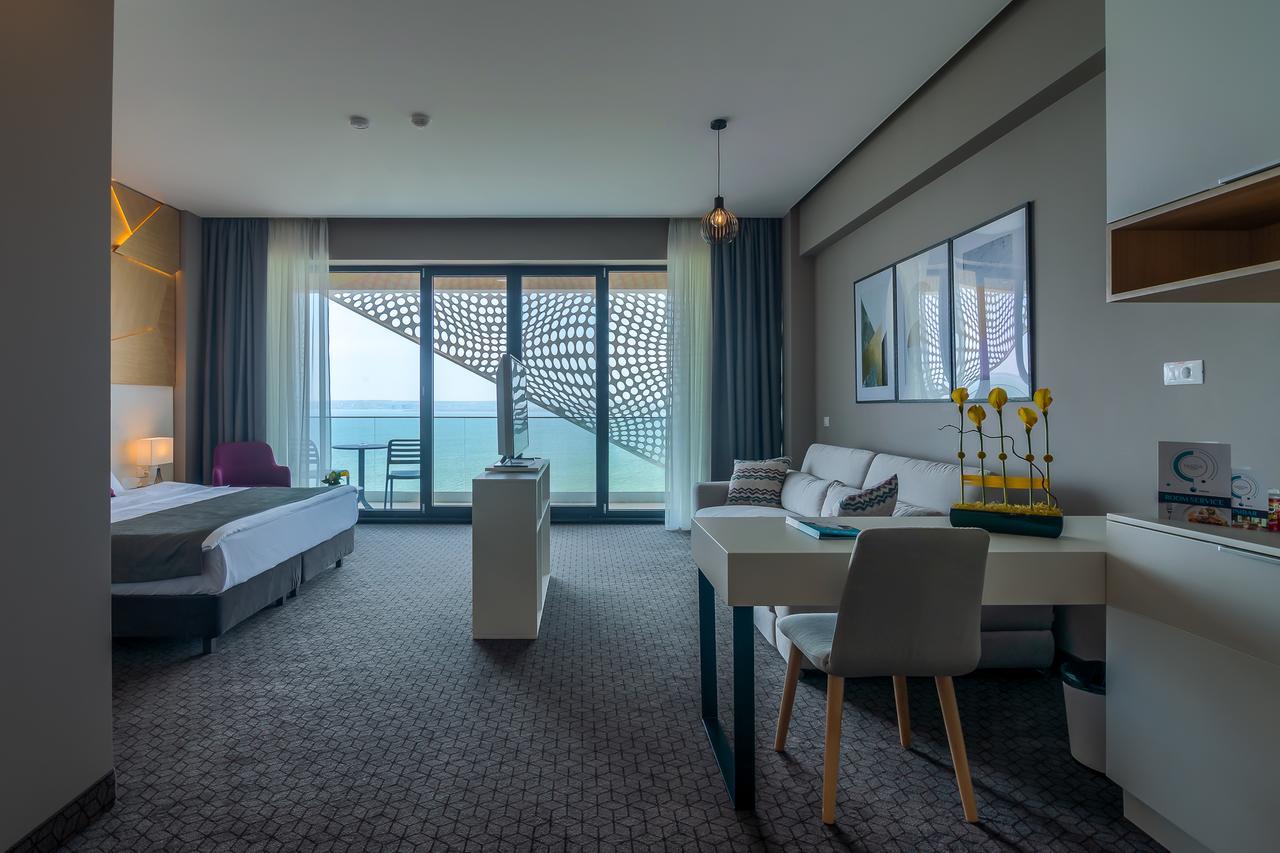 Nyota Hotel & Conference Center Mamaia Ngoại thất bức ảnh
