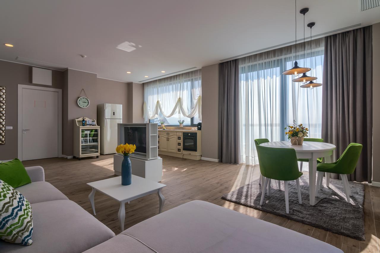 Nyota Hotel & Conference Center Mamaia Ngoại thất bức ảnh
