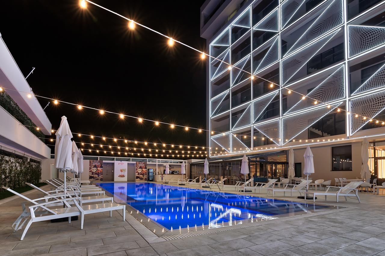 Nyota Hotel & Conference Center Mamaia Ngoại thất bức ảnh